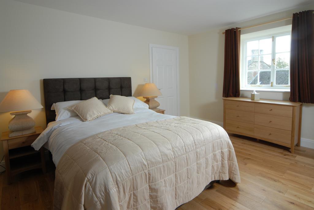 Unicorn Aparthotel Suites Stow-on-the-Wold Rum bild
