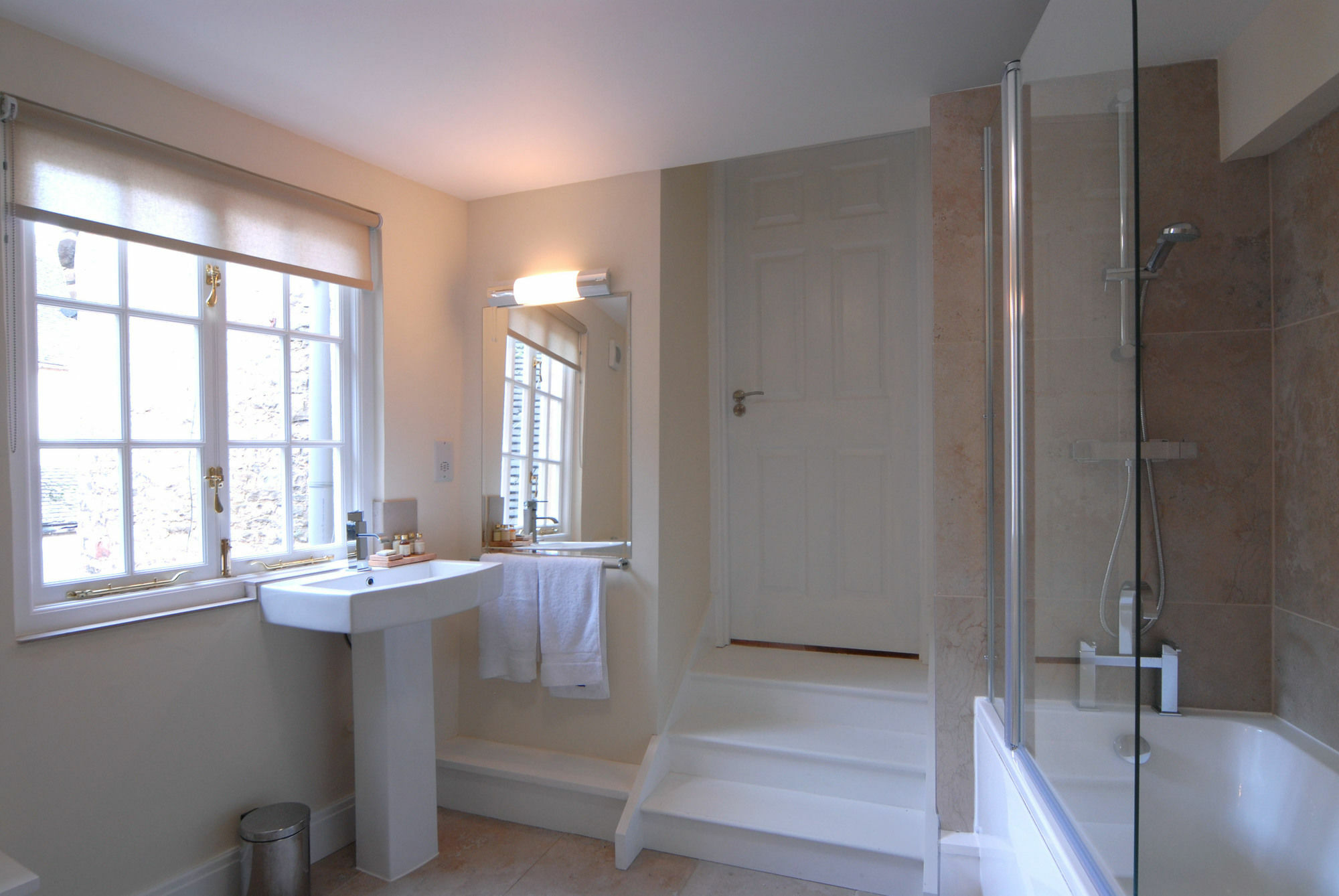 Unicorn Aparthotel Suites Stow-on-the-Wold Exteriör bild